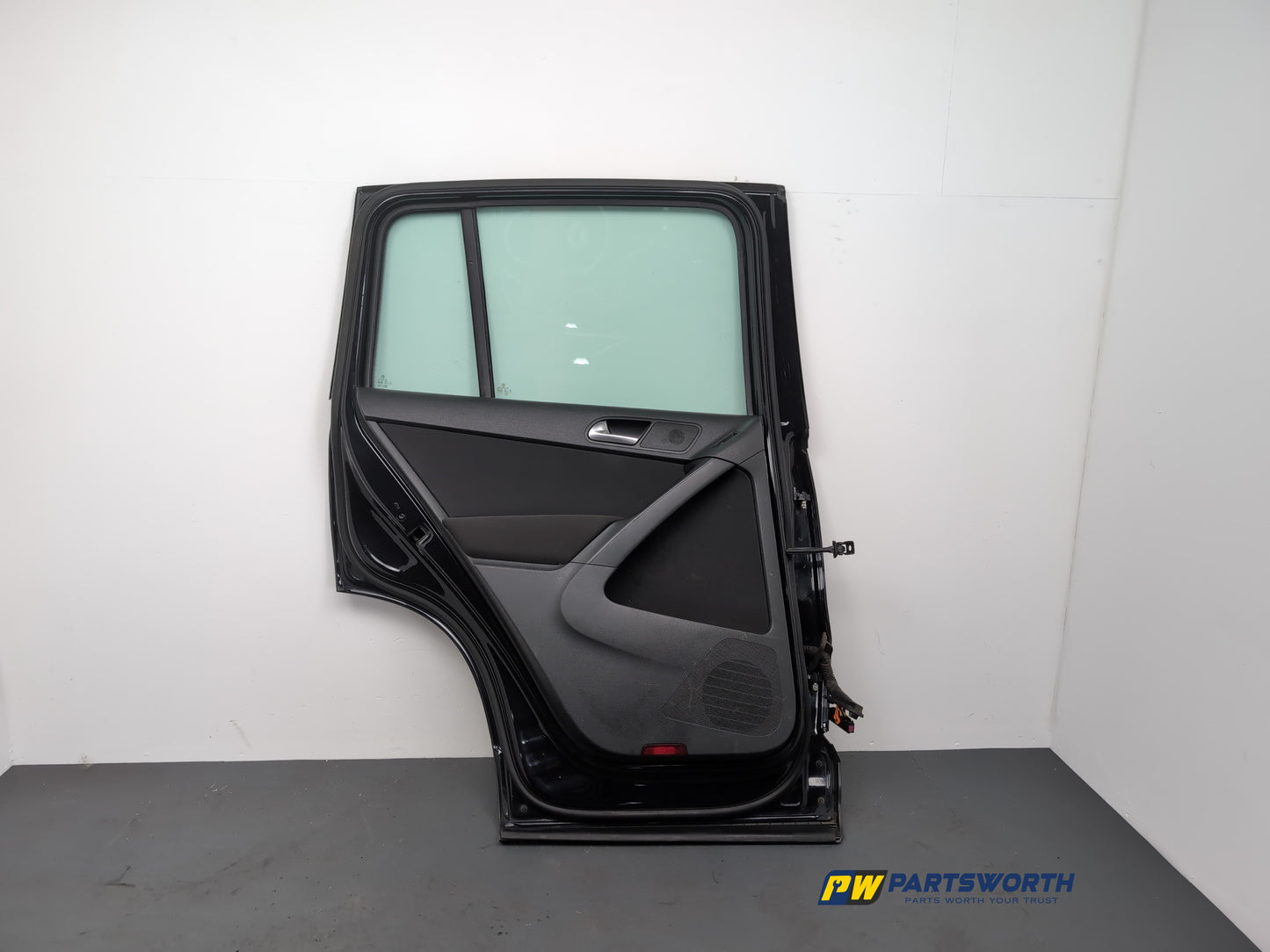 Door Rear LH 6