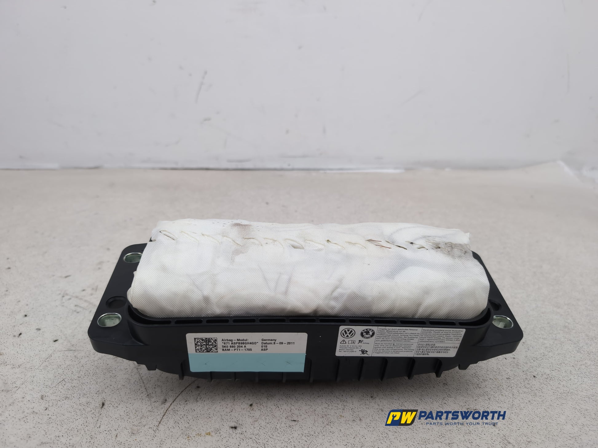 Airbag Passenger Side 1