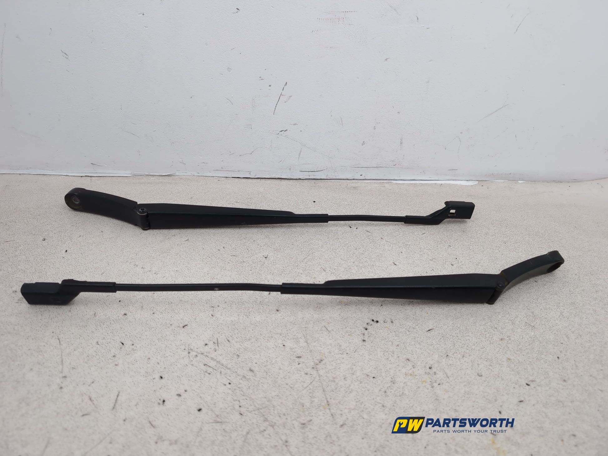 Wiper Front Arm 1