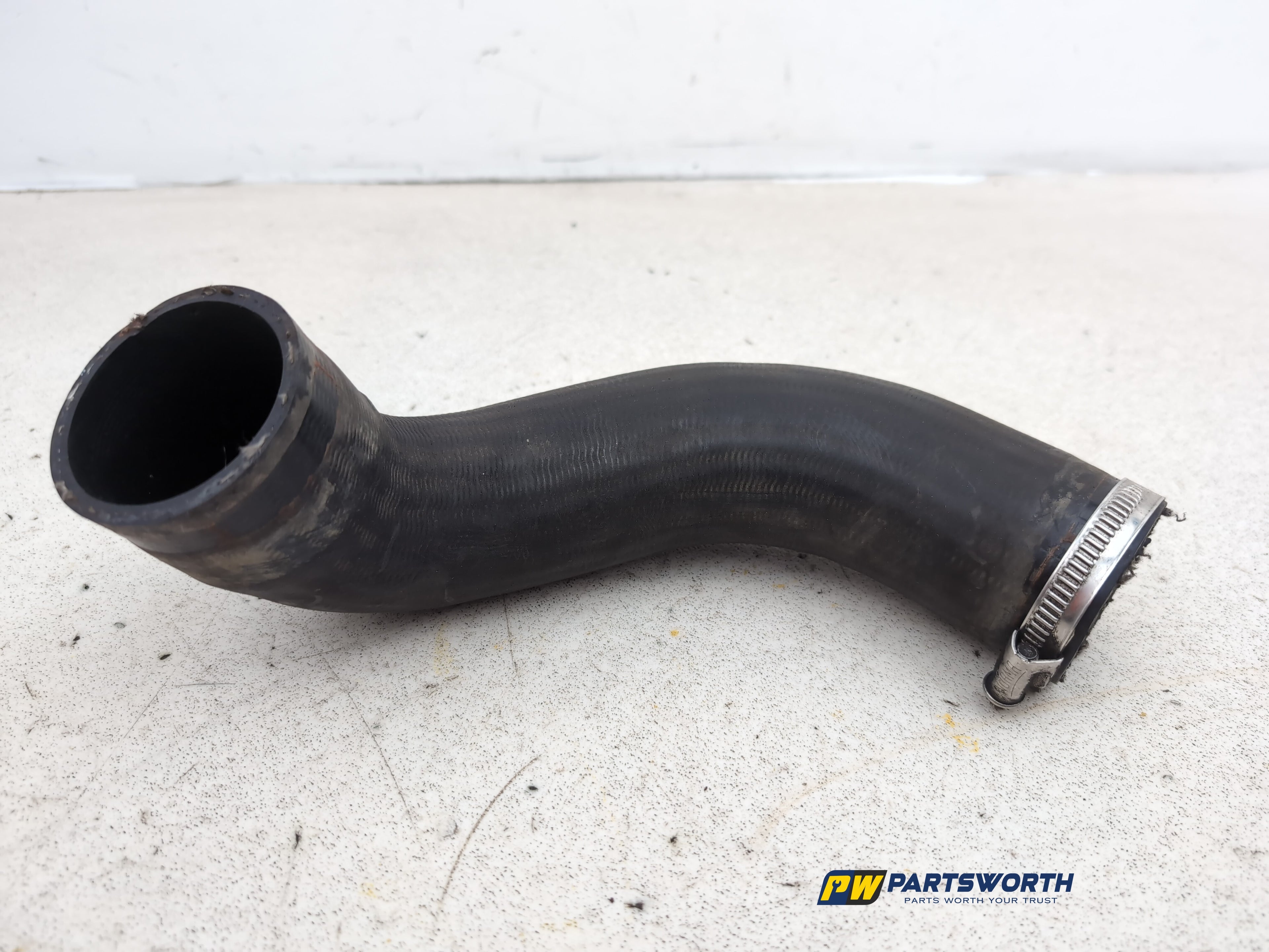 Turbo Intercooler Bottom Hose 1