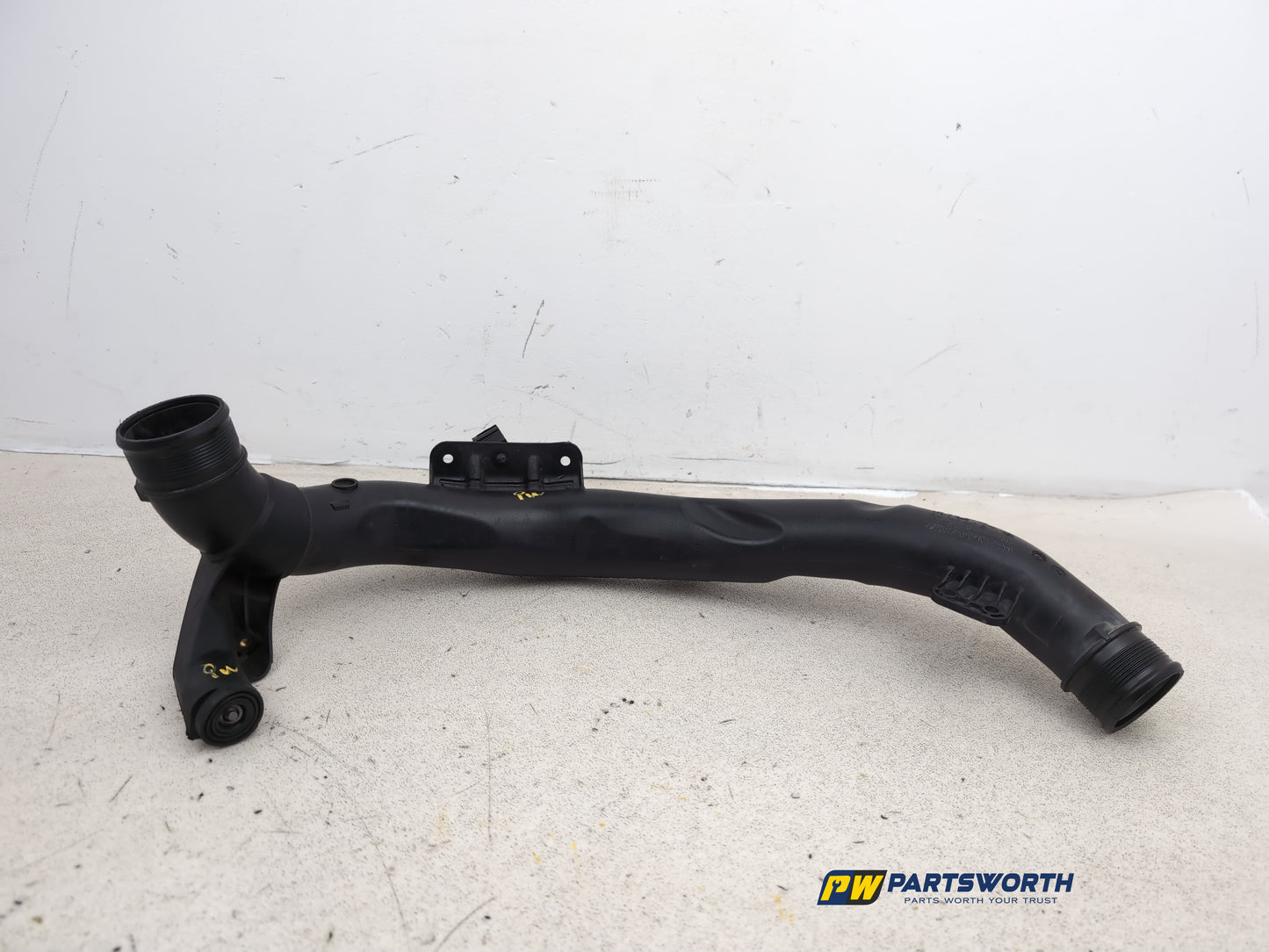 Turbo Intercooler Bottom Hose 1