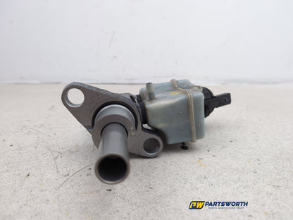 Brake Master Cylinder Assembly 5