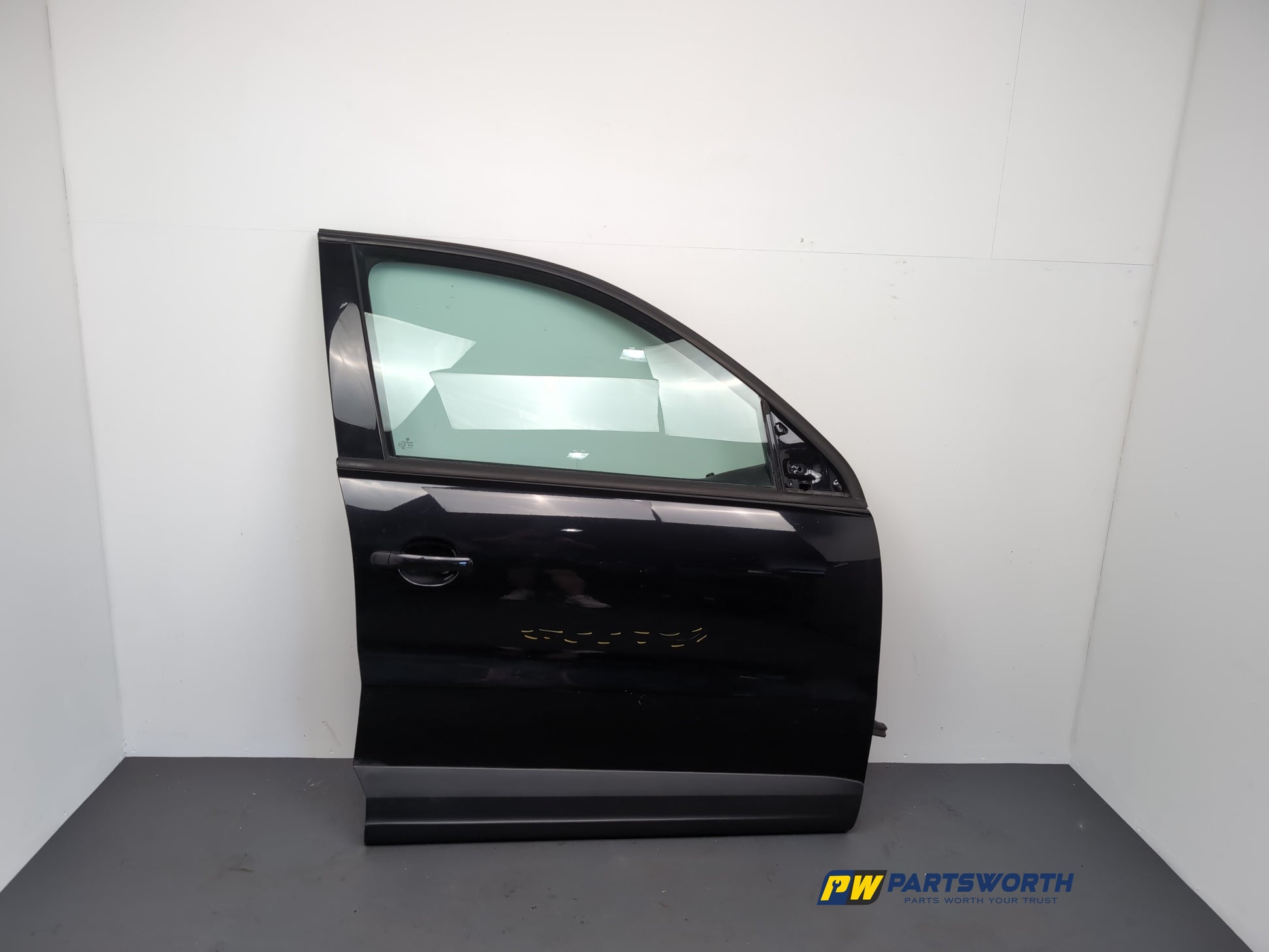 Door Front RH 1