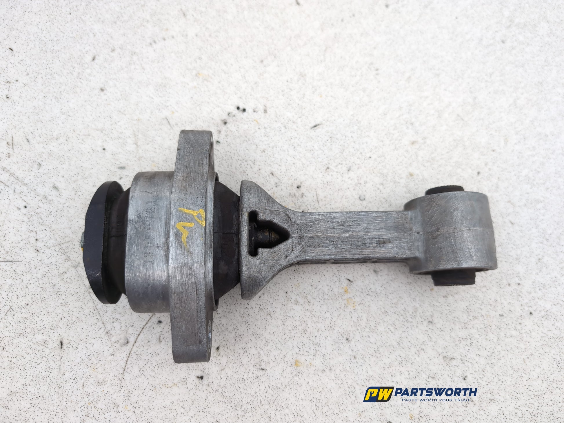 Transmission Mounting Bracket 1