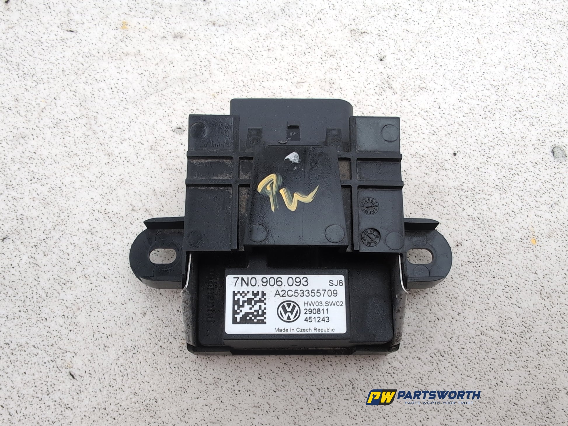 ECU Fuel Pump 1