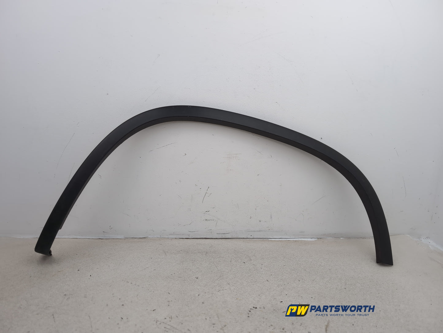 Moulding Wheel Arch Rear LH 1