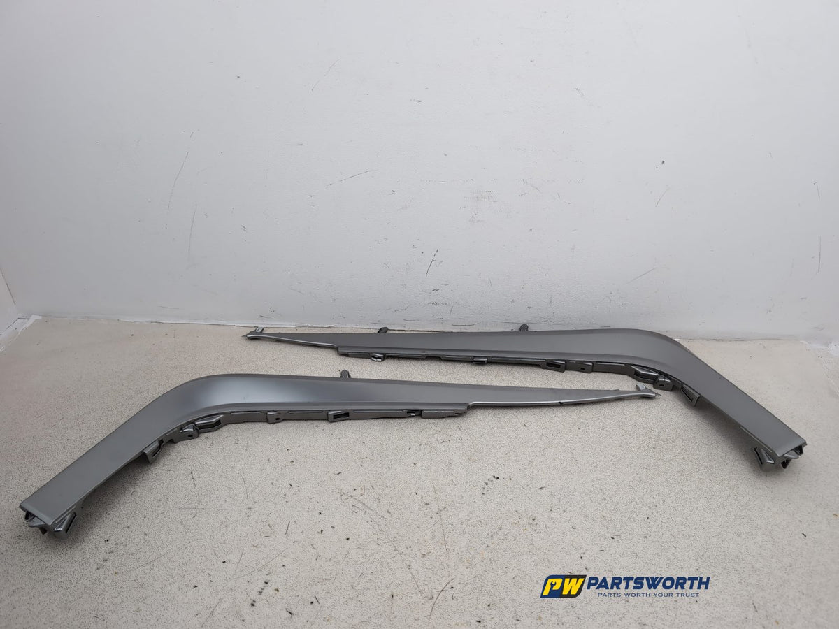 Centre Console Trim  1