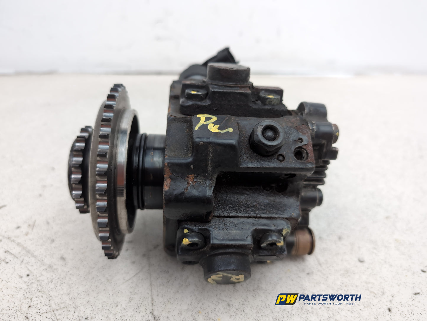 High pressure fuel pump 1