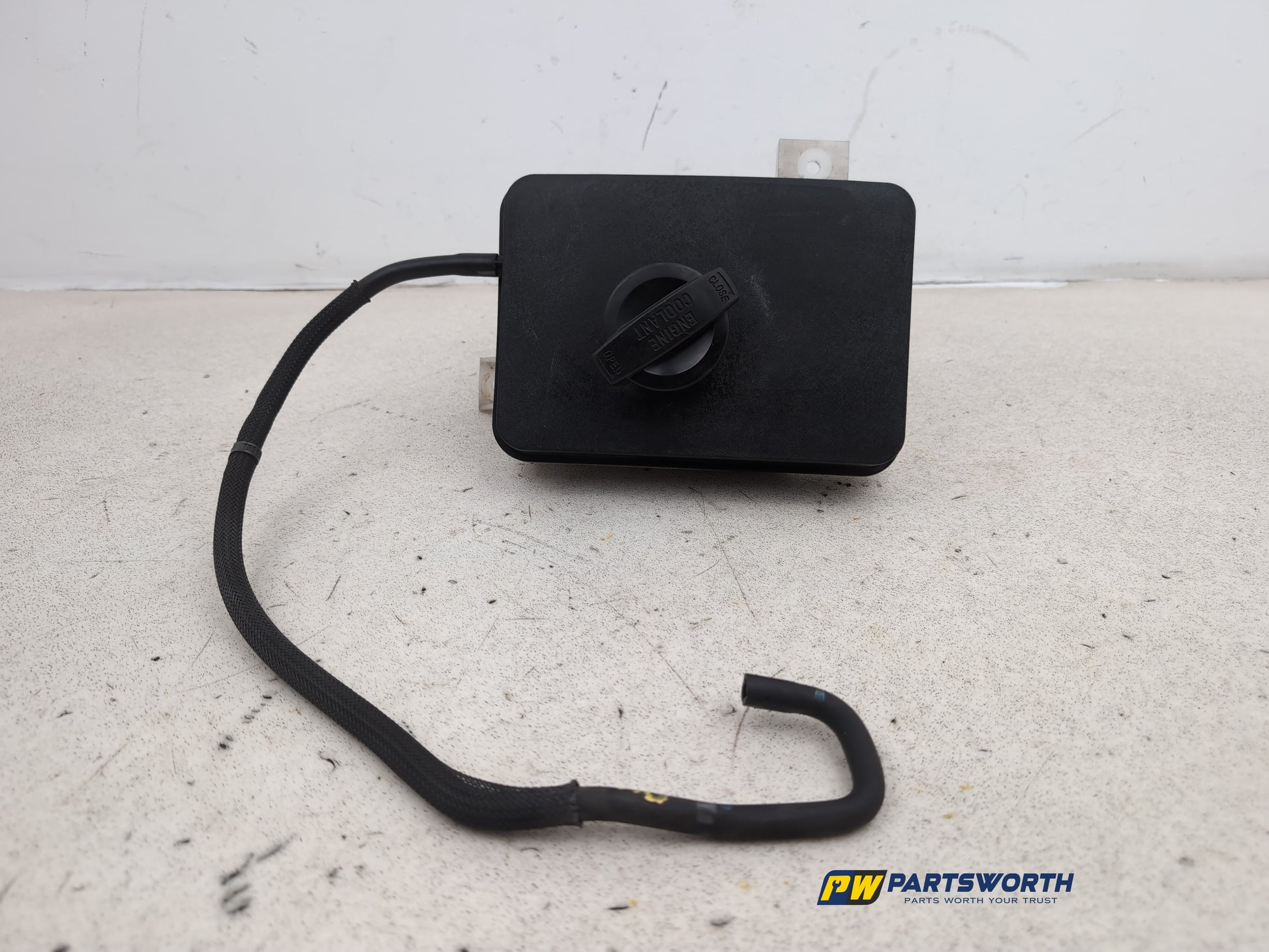 Radiator Expansion Tank 1