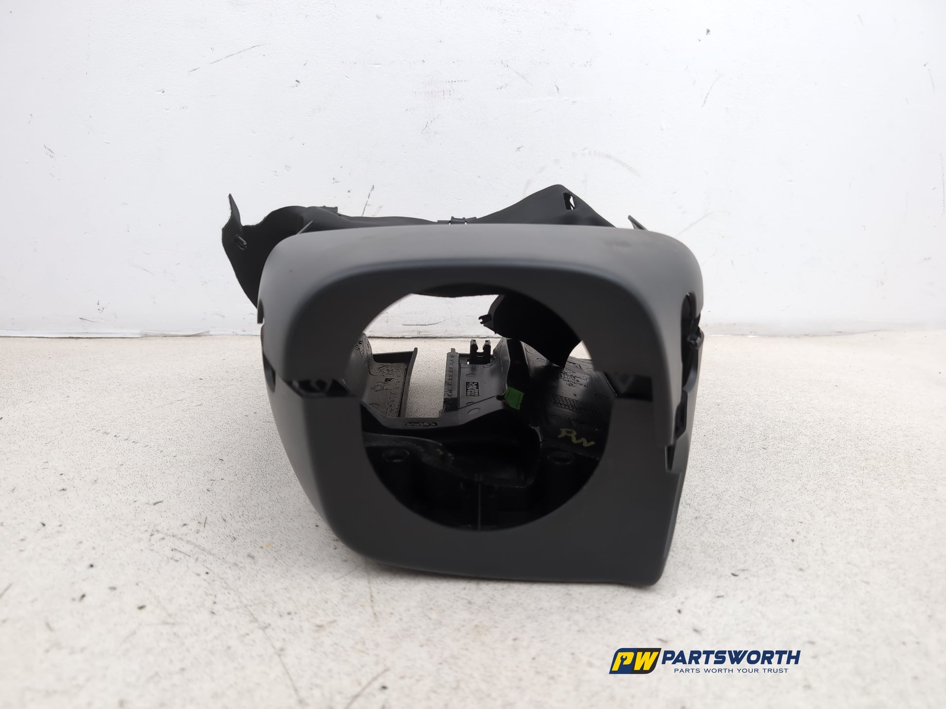 Steering Column Shroud Upper and Lower 1