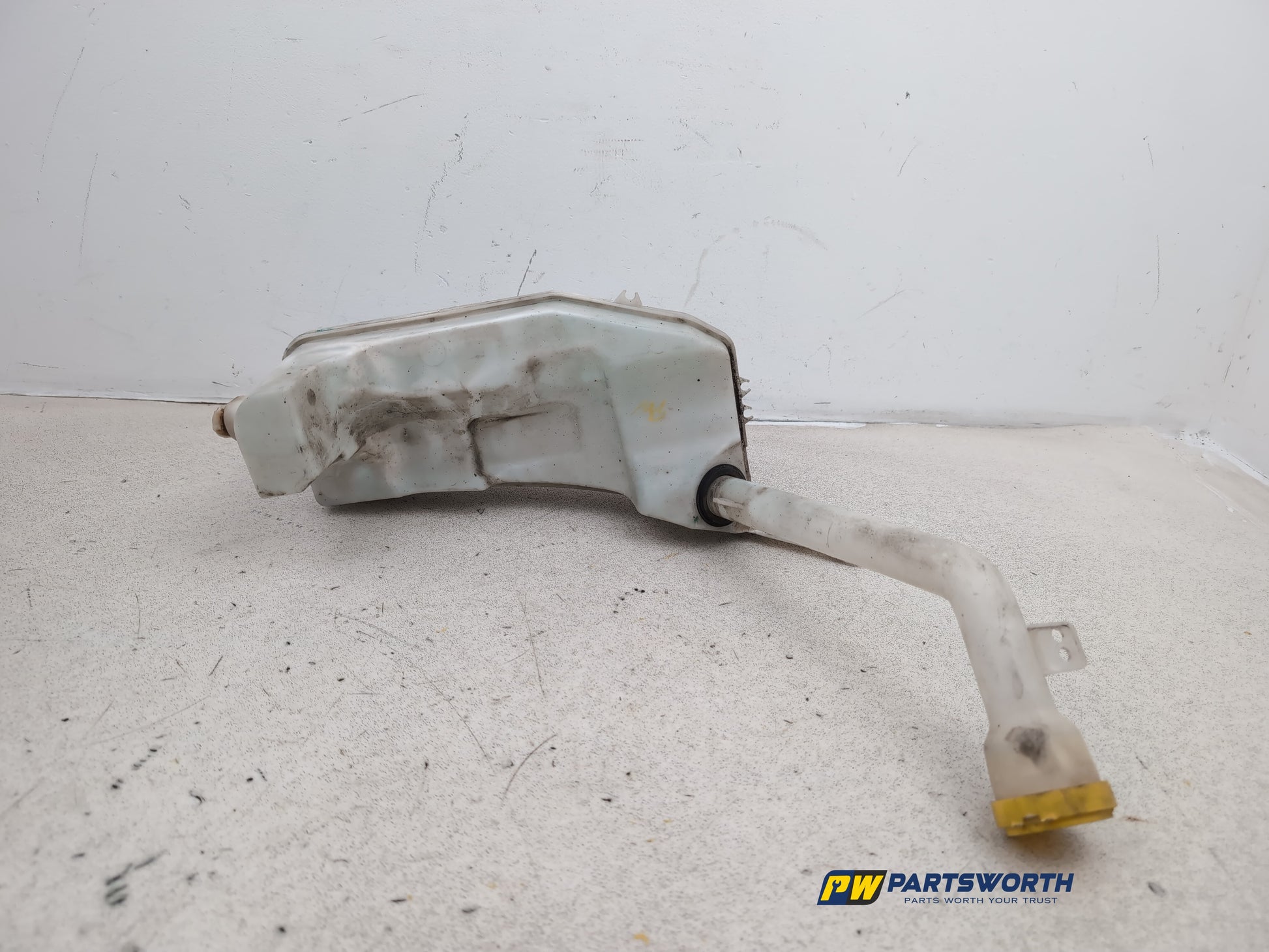 Washer Bottle Windscreen 2