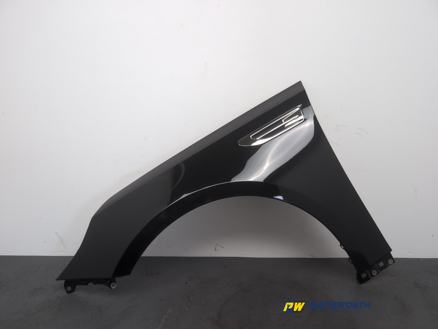 Wing Front LH 1