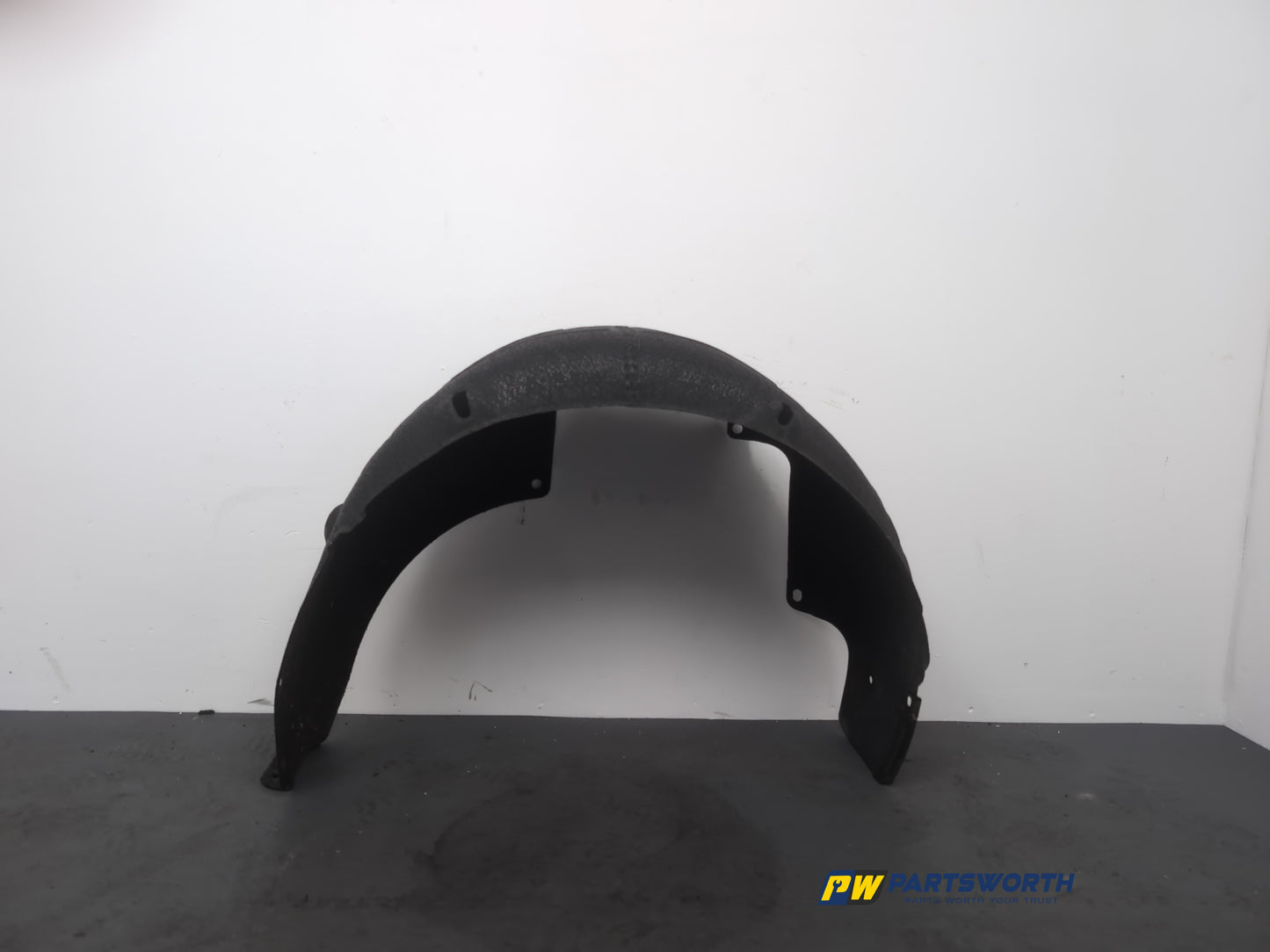 Moulding Wheel Arch Rear RH 2