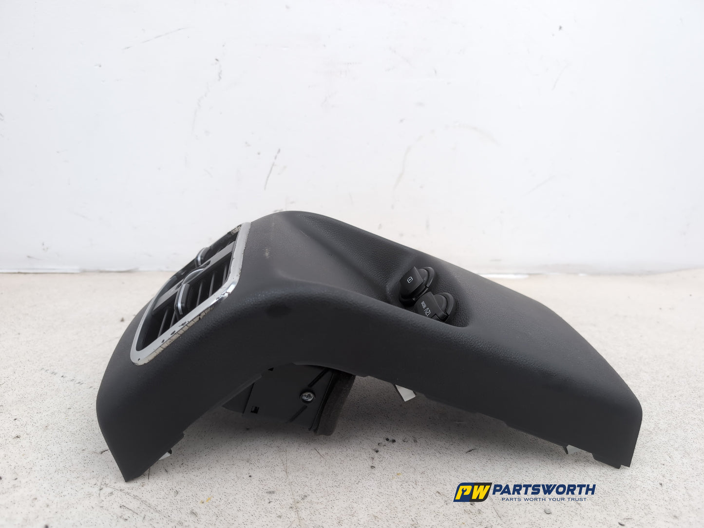 Centre Console Trim  2