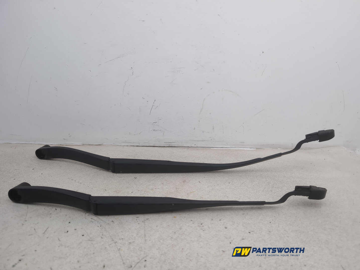 Wiper Front Arm 1