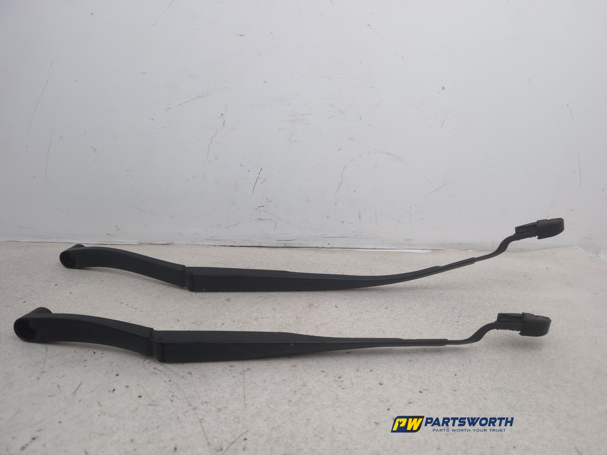 Wiper Front Arm 1