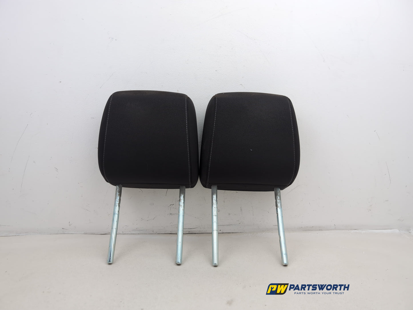 Headrest Front Pair 2