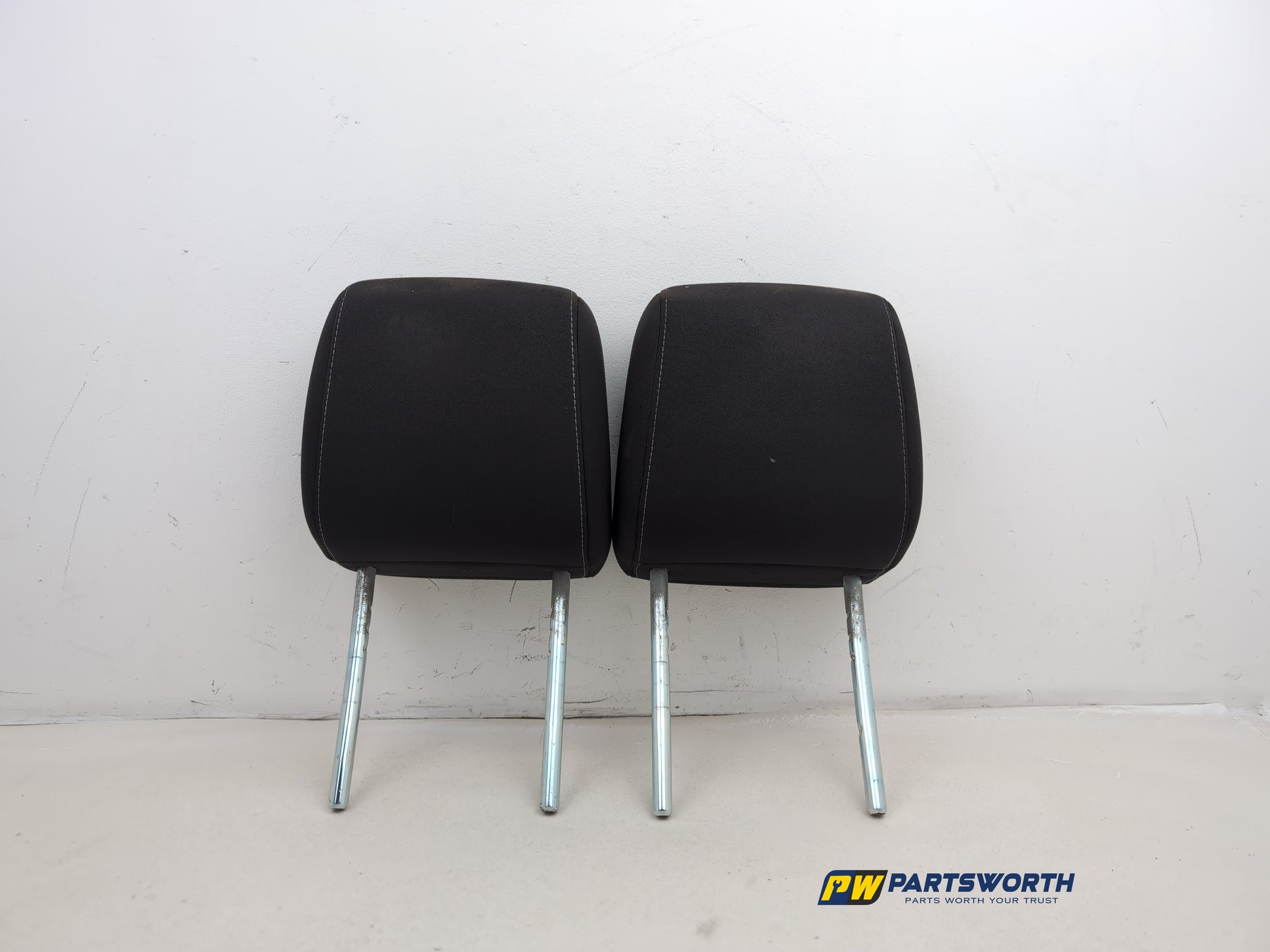 Headrest Front Pair 2