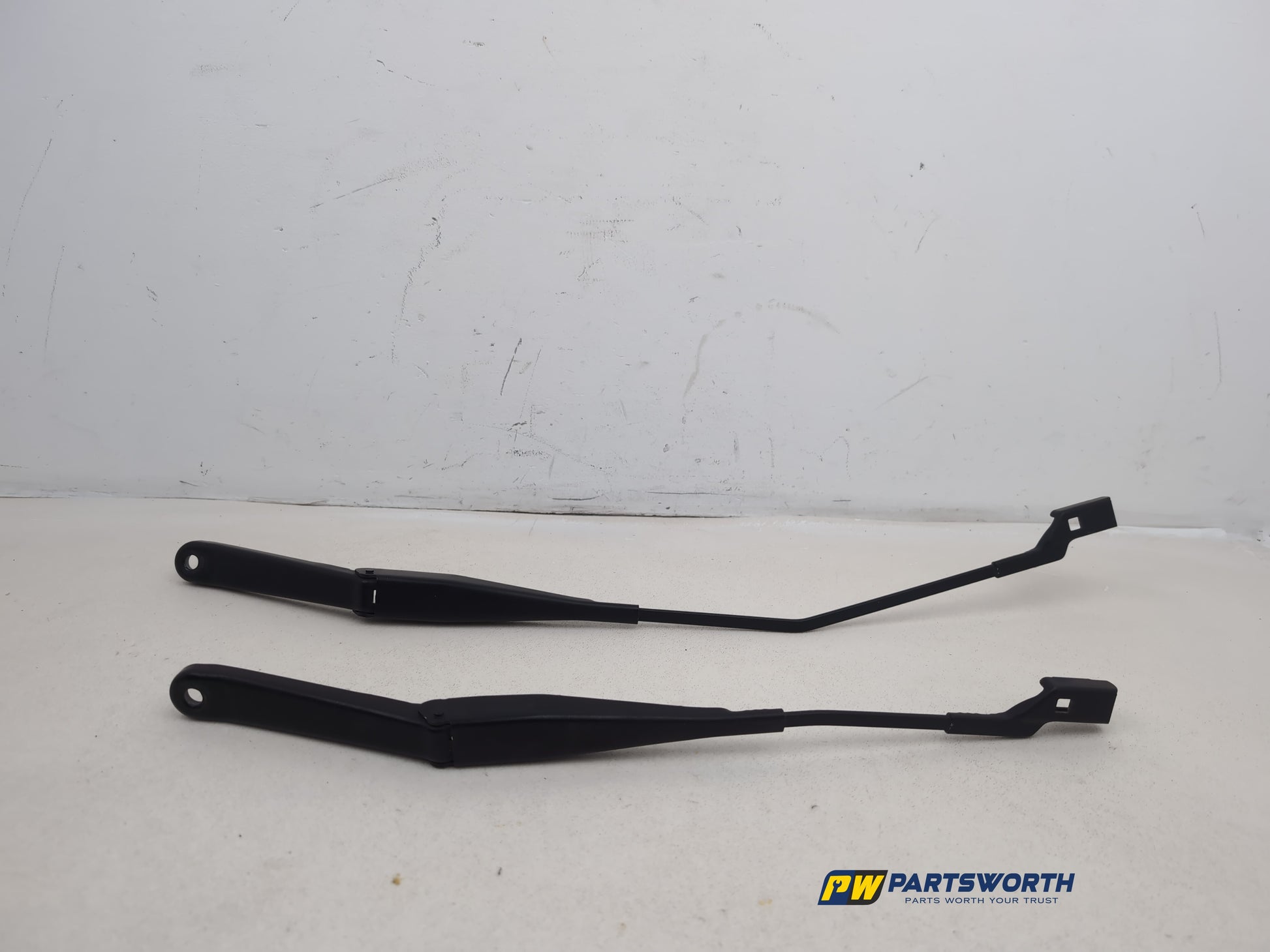 Wiper Front Arm 1