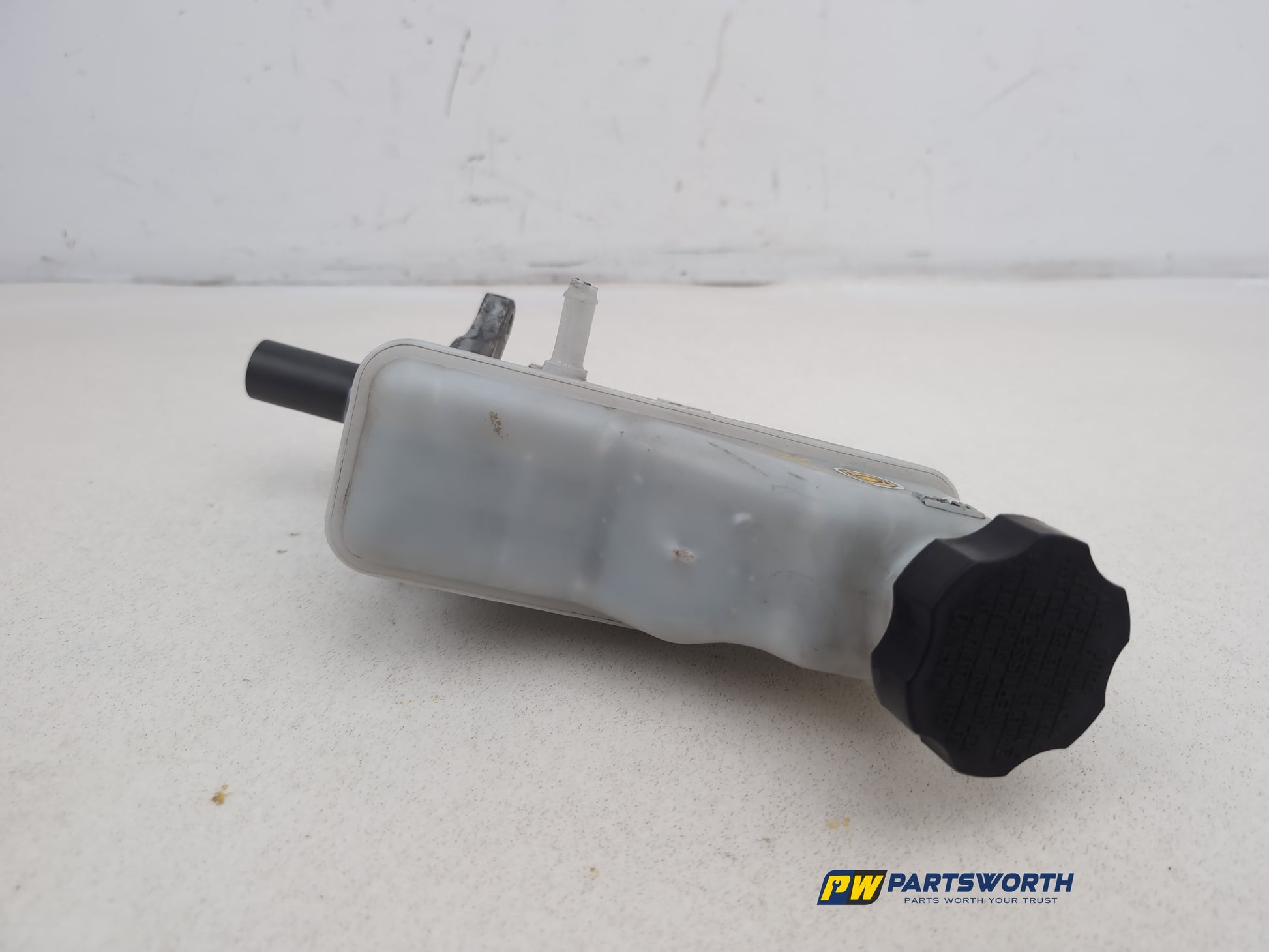 Brake Master Cylinder Assembly 1