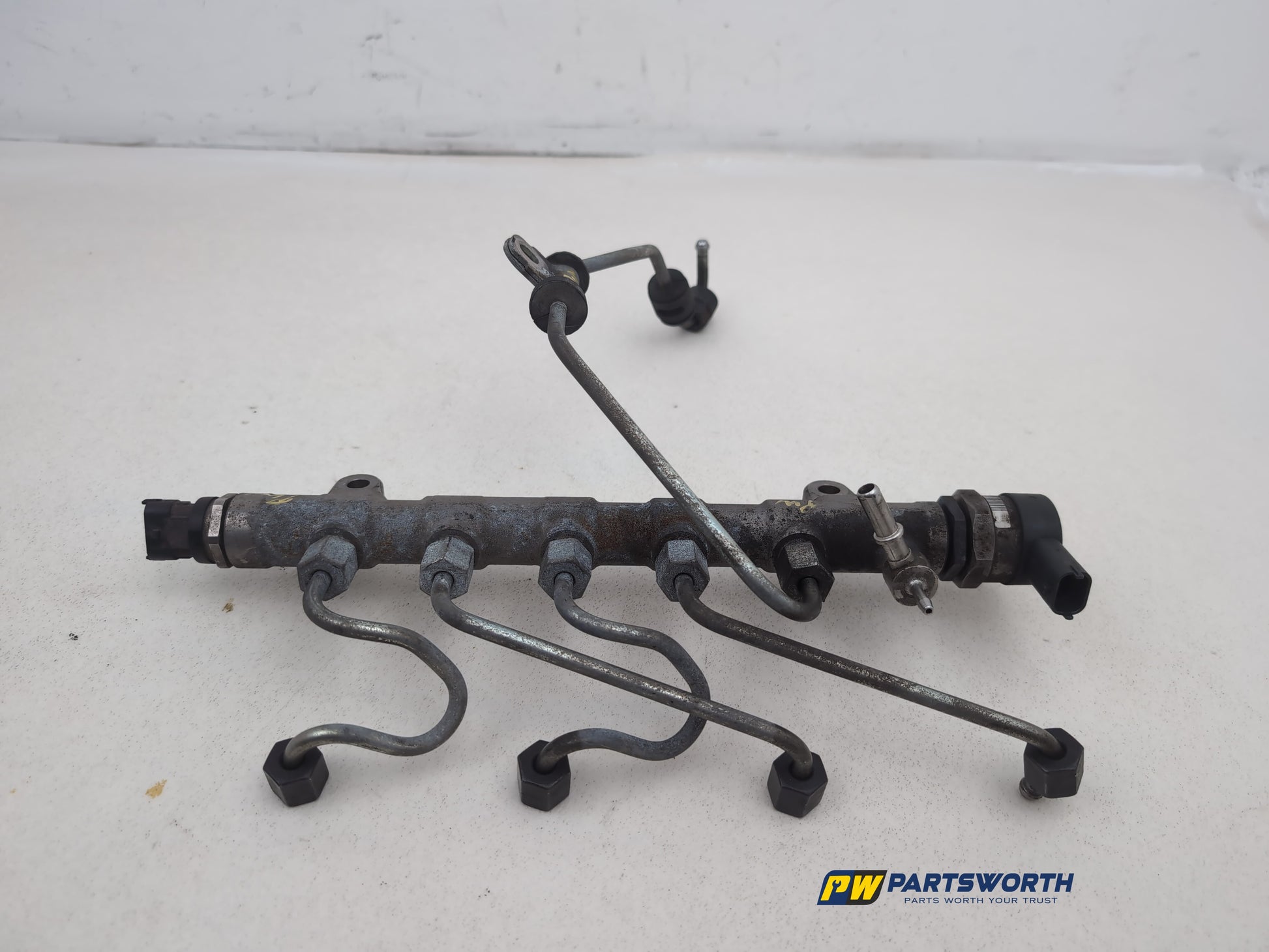 Fuel Rail 1