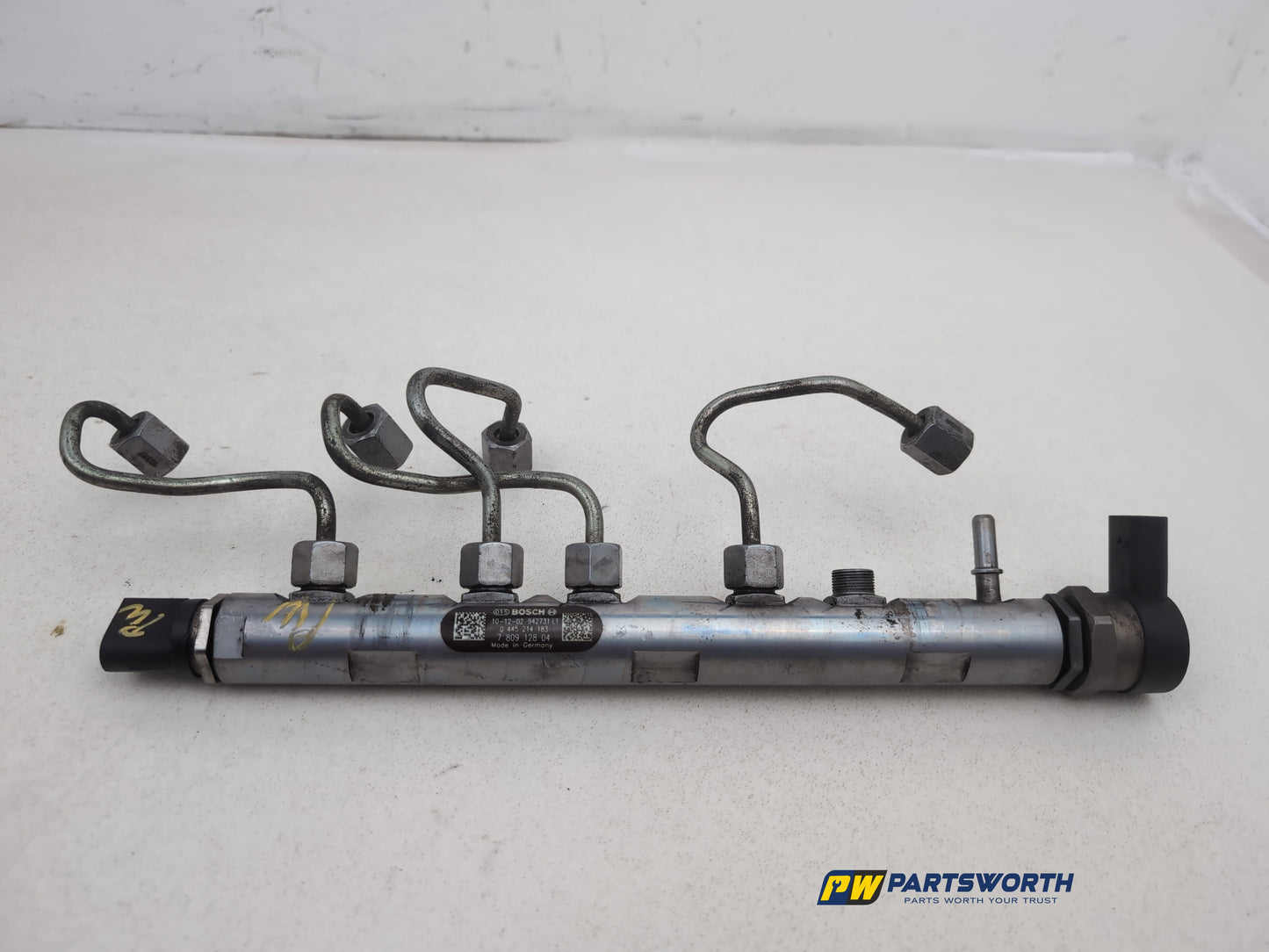 Fuel Rail 1