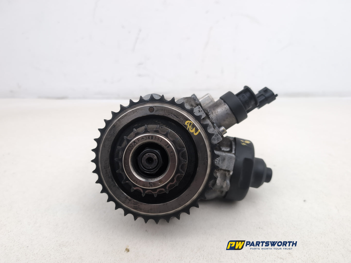 High pressure fuel pump 2