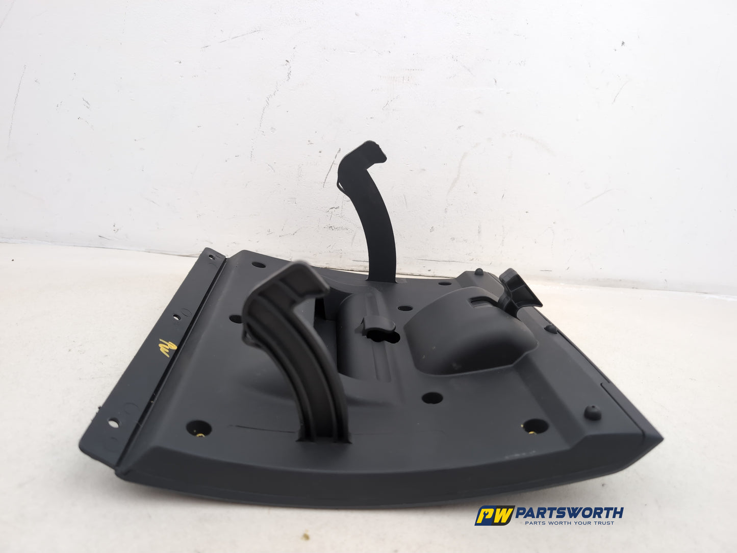 Glove Compartment Assembly 13