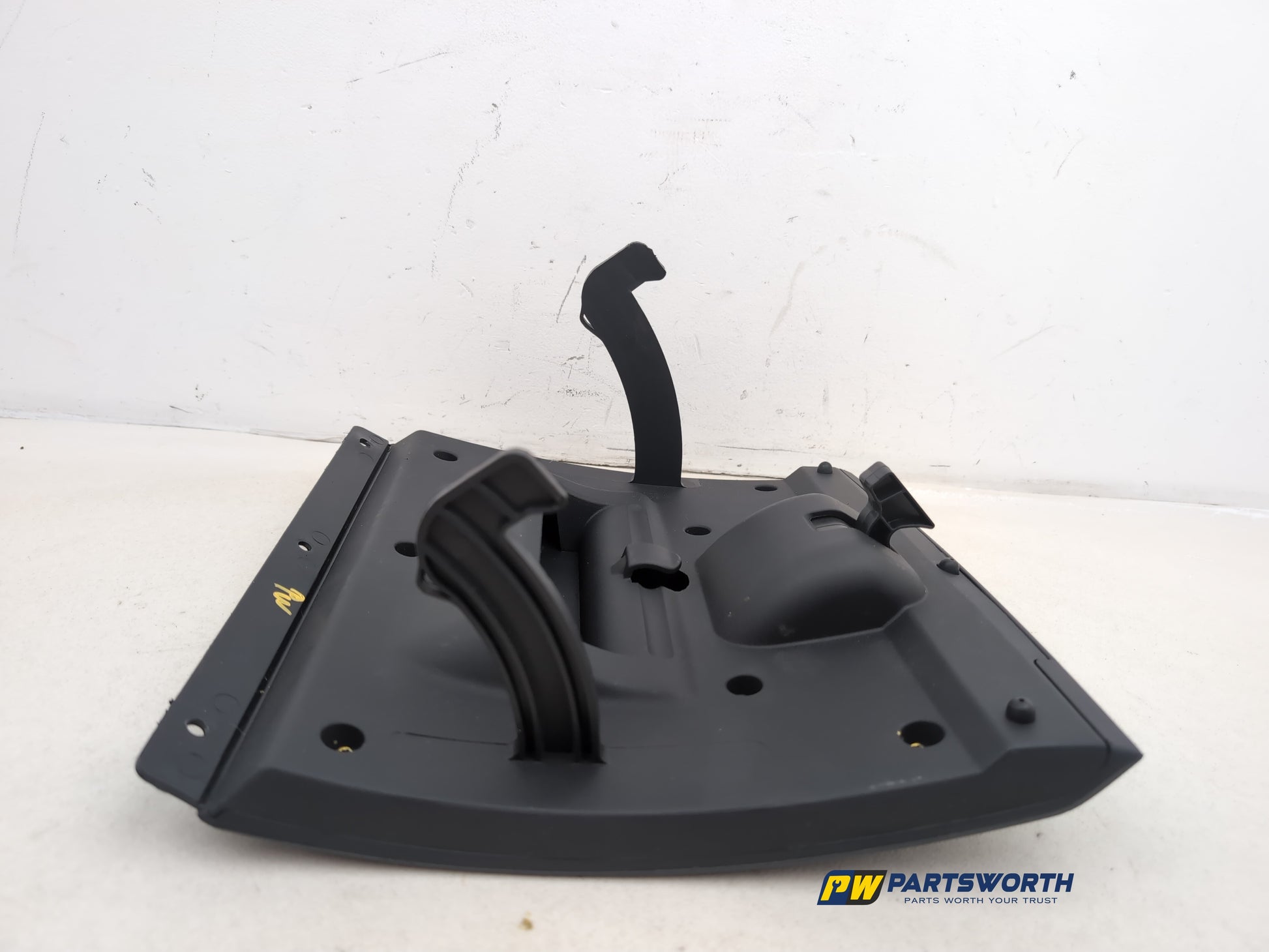 Glove Compartment Assembly 14