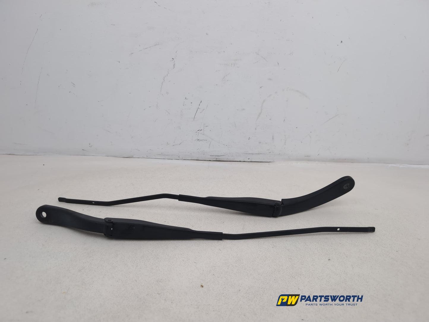 Wiper Front Arm 1