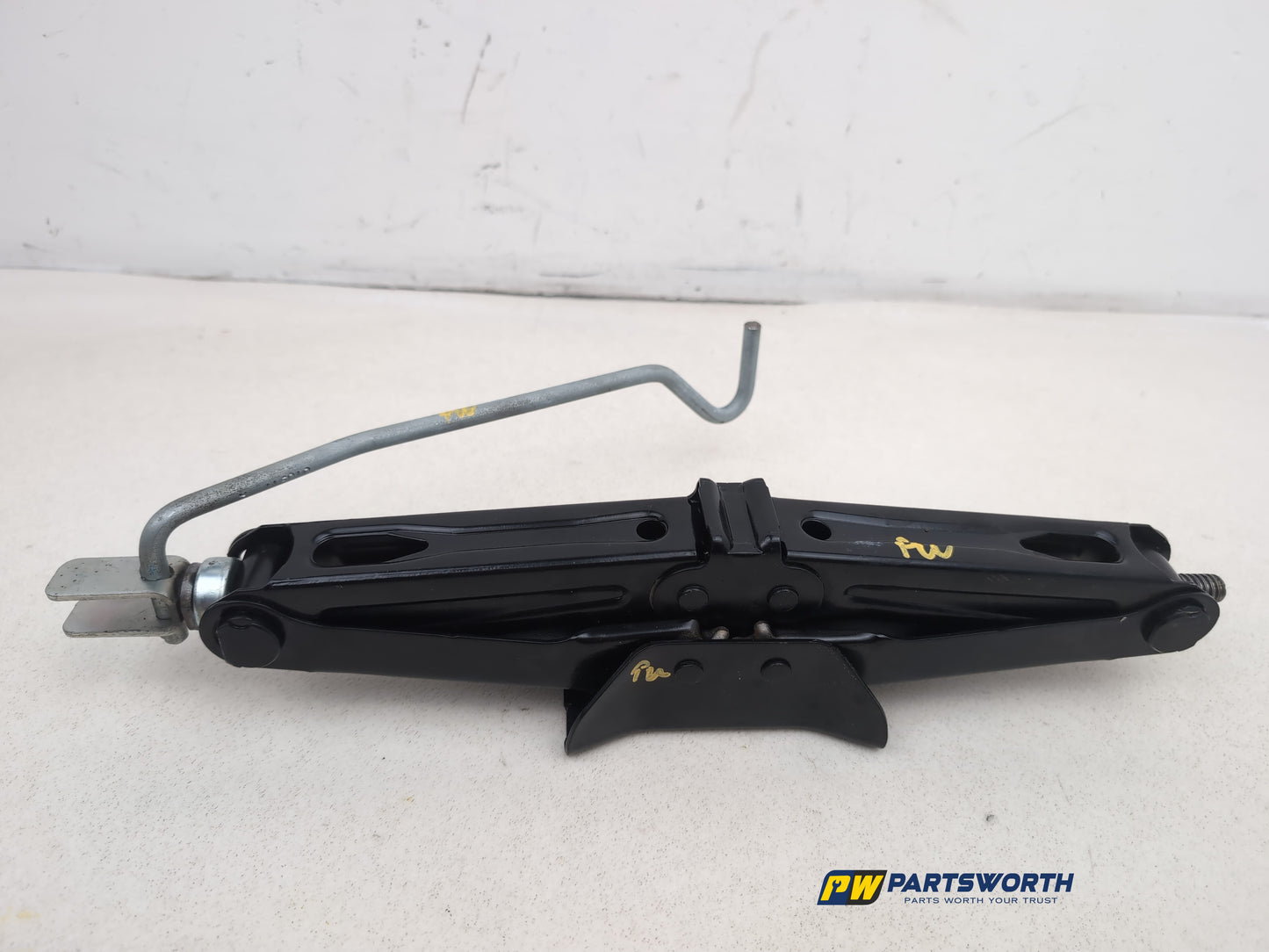 Vehicle Jack 11