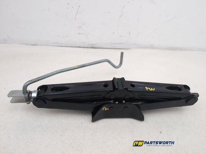 Vehicle Jack 11