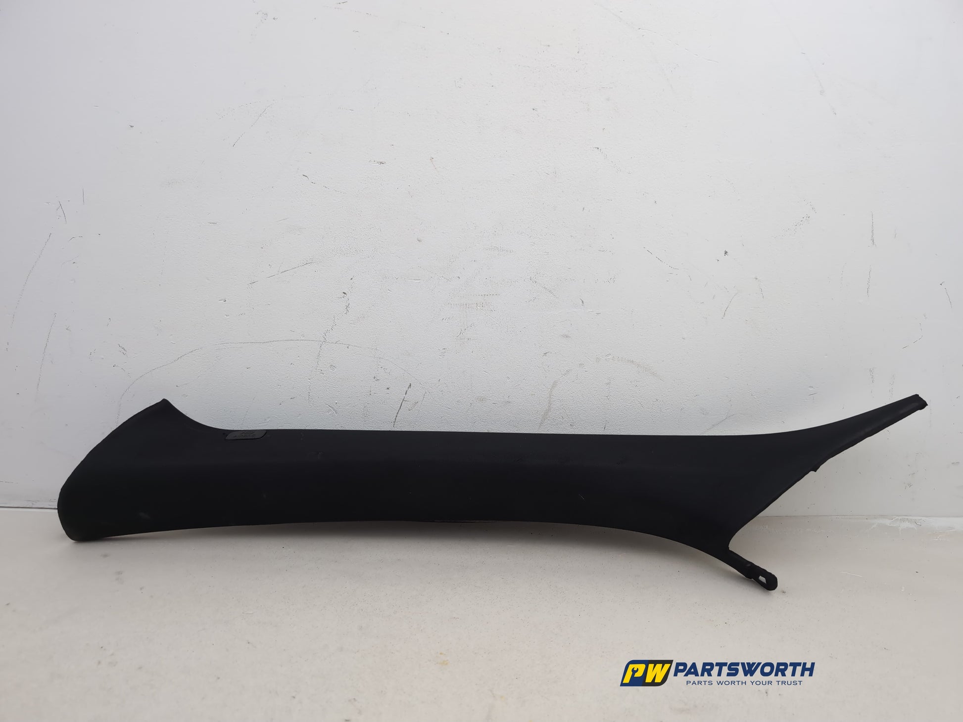 LH A Pillar Trim  2