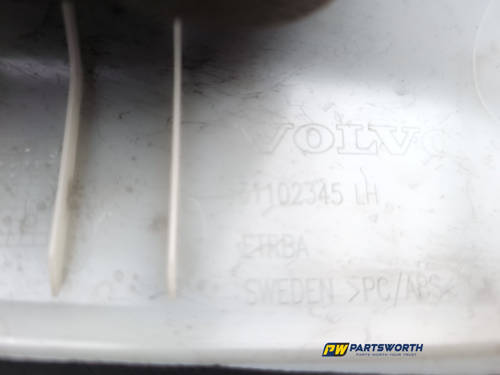 LH A Pillar Trim  14