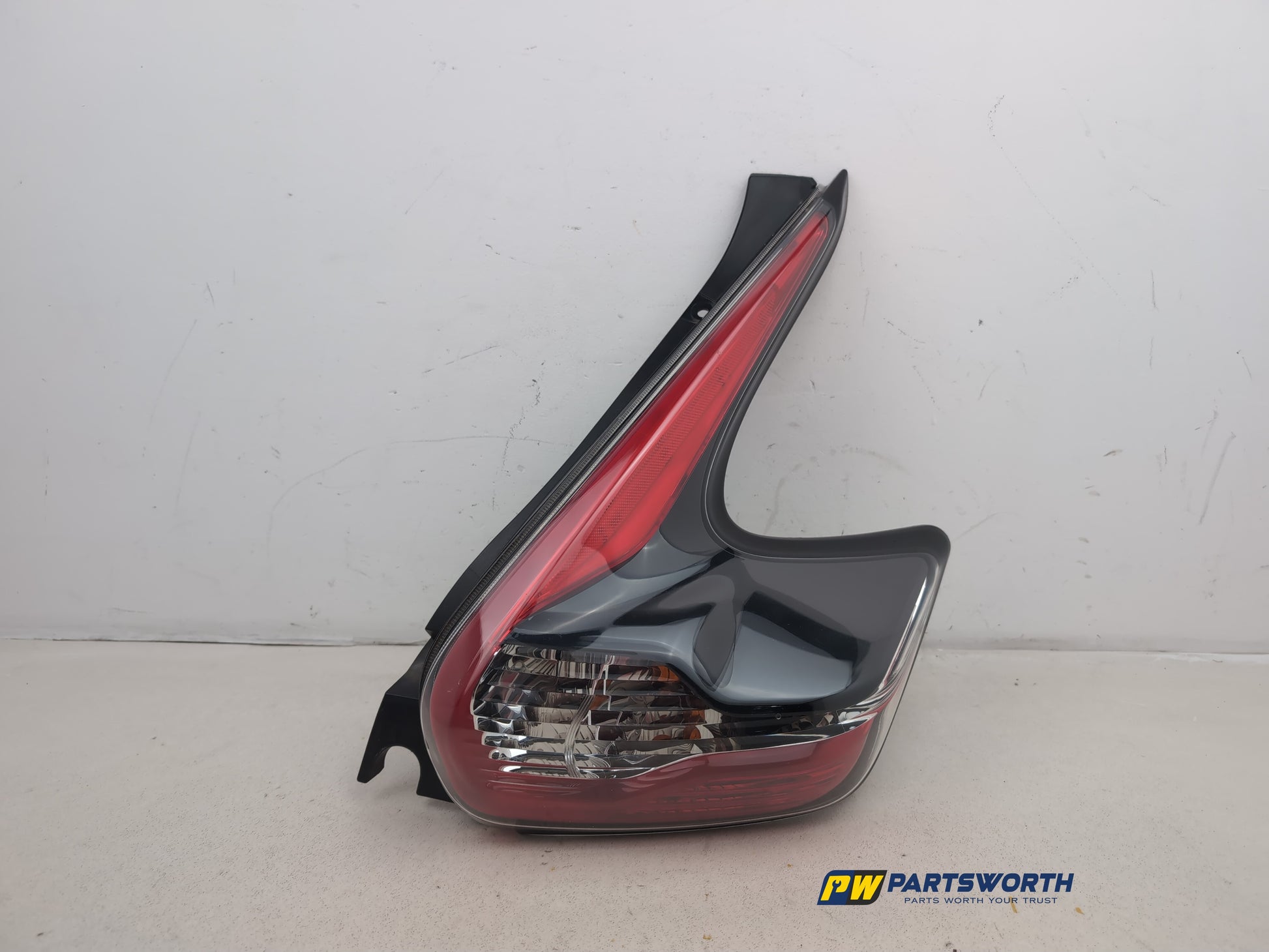 Lamp Assembly Rear RH 2