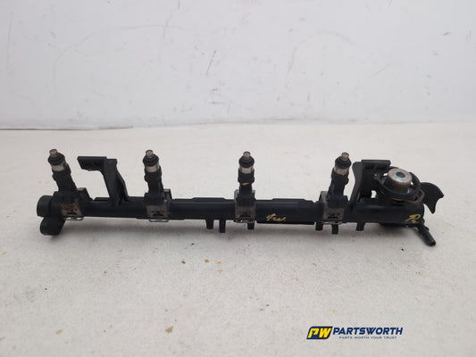 Fuel Rail 1