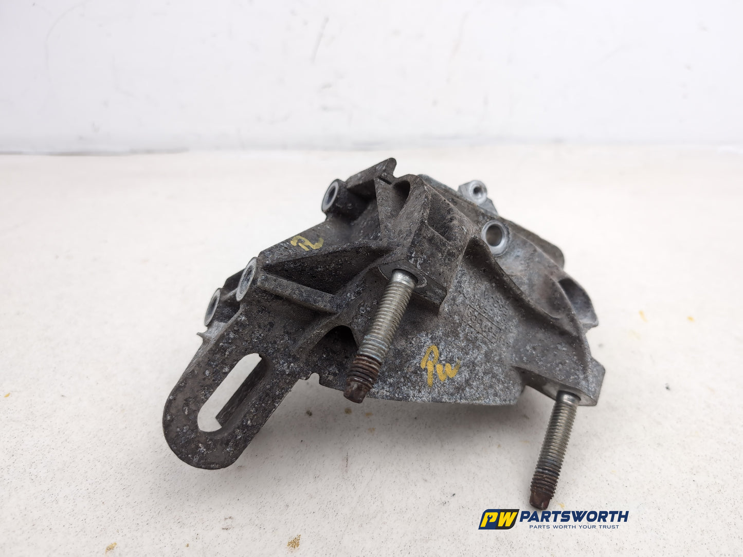 Engine Mounting Bracket 1