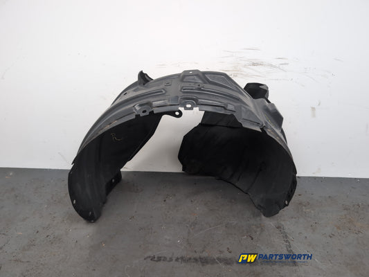 Moulding Wheel Arch Front RH 1