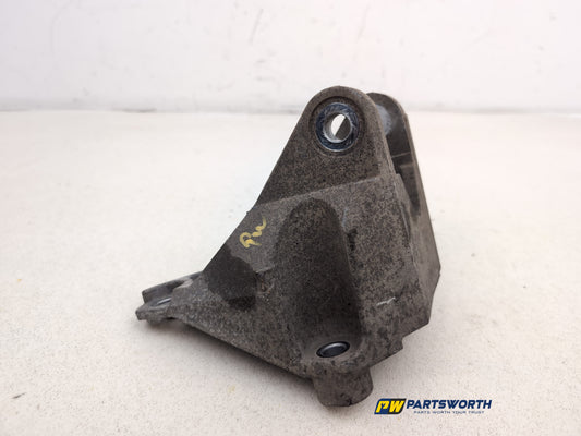 Engine Mounting Bracket 1