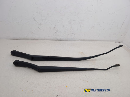 Wiper Front Arm 1