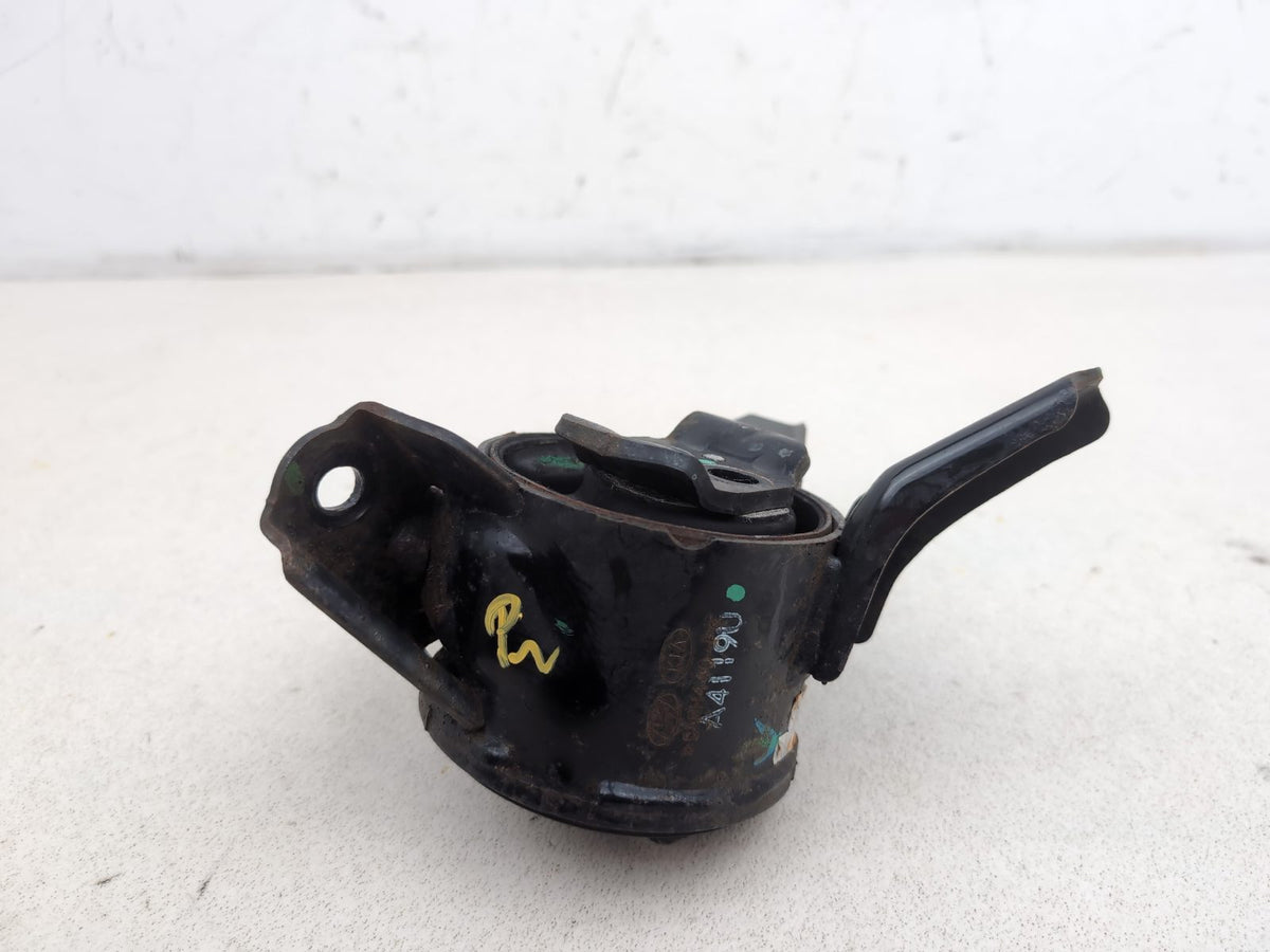 Engine Mounting Bracket 1