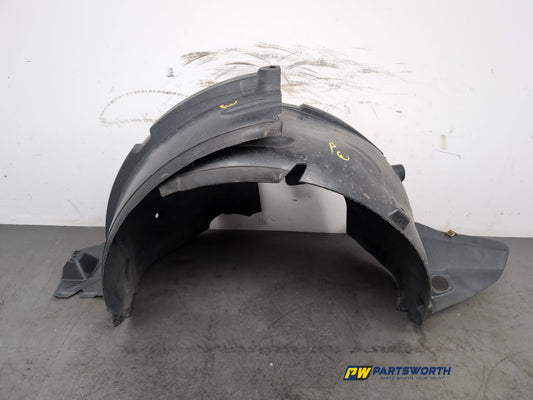 Moulding Wheel Arch Front RH 1