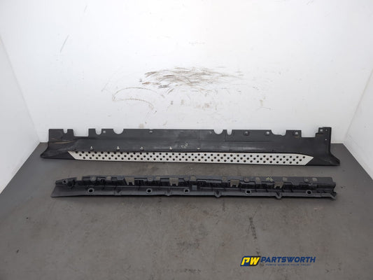 Side Skirt LH 1