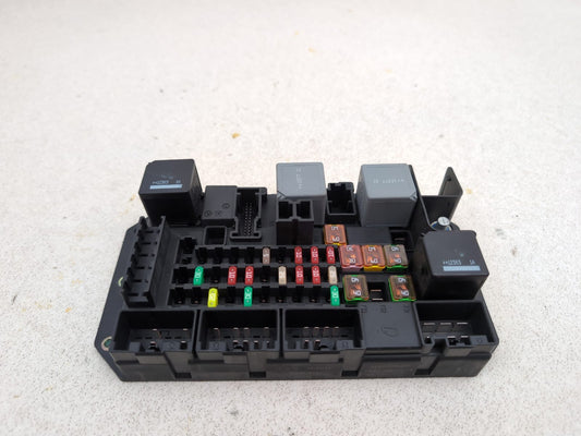 Jaguar Xj Portfolio X350 3.0l Diesel Fuse Box Board Dw9314n030ab 2010-2019