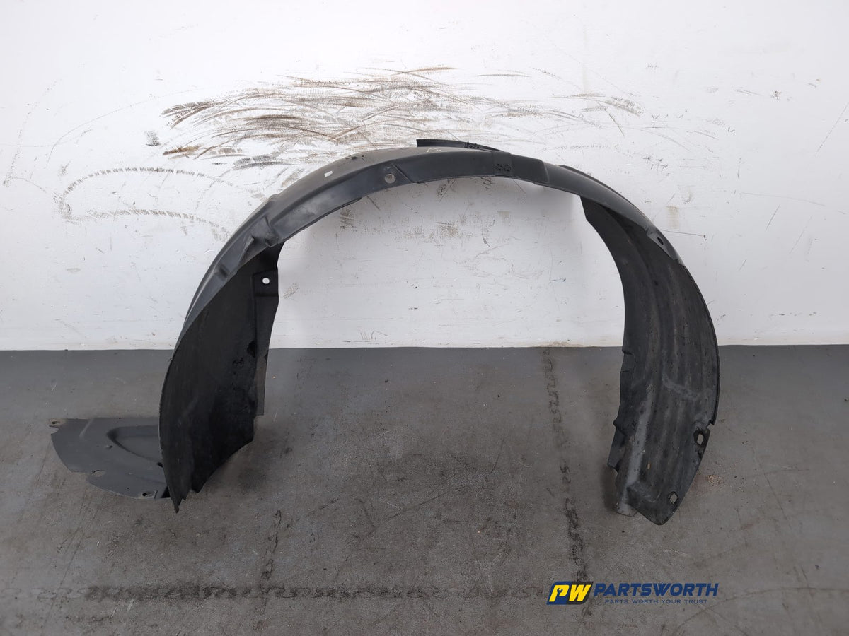 Moulding Wheel Arch Front LH 1