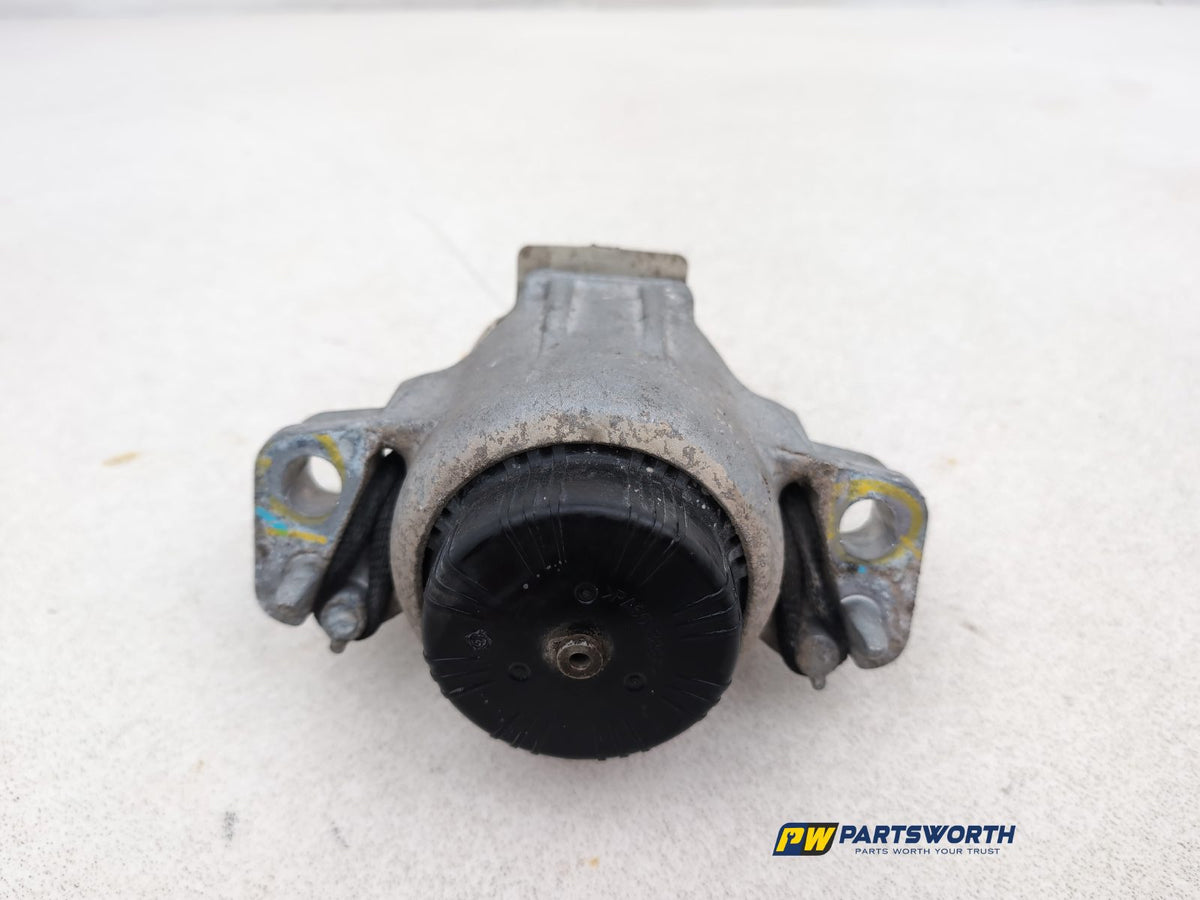 Engine Mounting Bracket 1