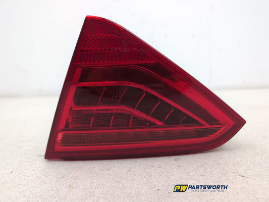 Audi A5 S Line Tfsi 8t/8f Coupe Lamp Assembl Rear Inner Right 8t0945094c 2011-16