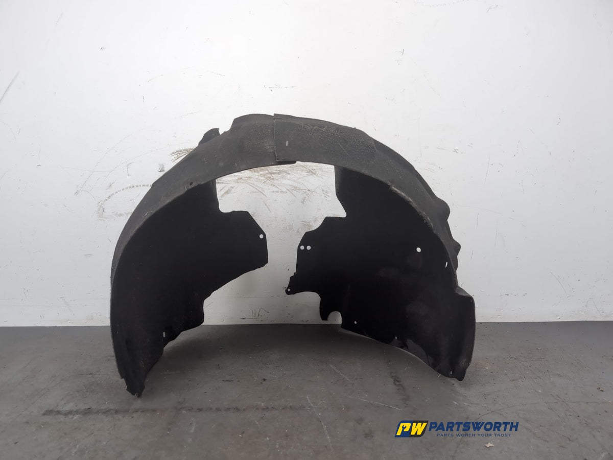 Moulding Wheel Arch Front RH 1