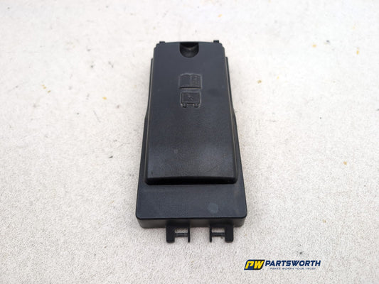 Jaguar Xf X260 Saloon 2.0l Petrol Fuse Box Cover Gx7314a076aa 2015-2020