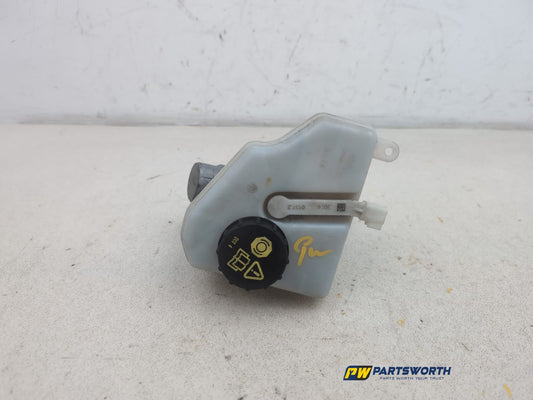 Jaguar Xf X260 2.0l Diesel Brake Master Cylinder Assembly T2h7388 2015-2020